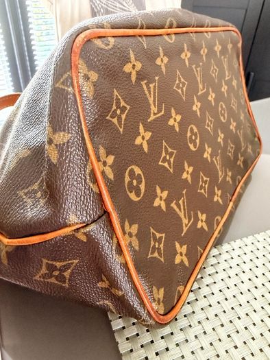 Louis Vuitton Palermo PM Authentic