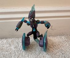 Ben 10 Ben Ten Omni-Enhanced XLR 8 Action Figure Used Please see photos