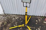 500w site light