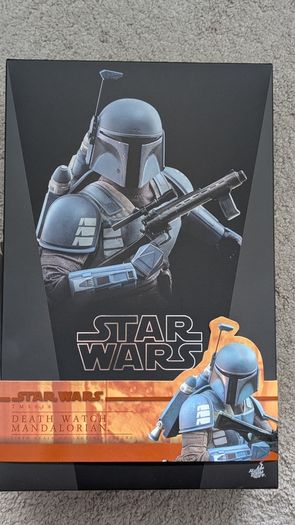 Hot toys Deathwatch Mandolorian