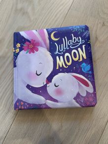 Lullaby Moon bedtime book - excellent condition