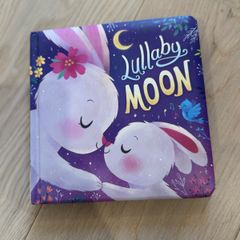 Lullaby Moon bedtime book - excellent condition