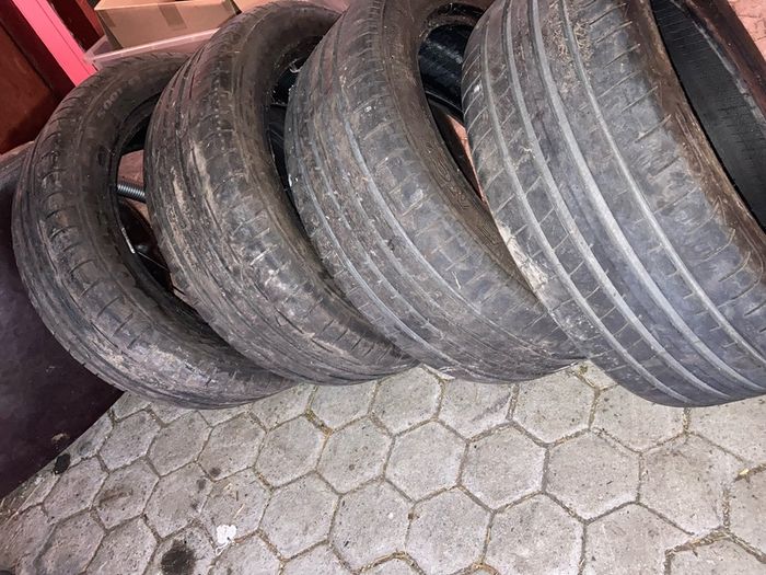 Set of x4 Run flat tyres