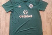 Celtic jersey (L)