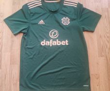 Celtic jersey (L)