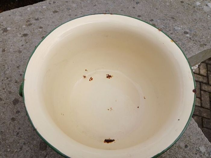 Vintage Enamel Ware Chamber Pot