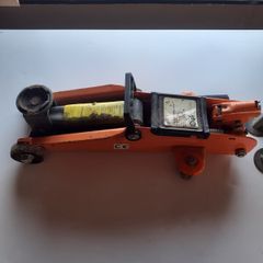 trolley jack, 2 axle stands