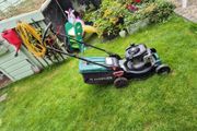 Petrol push mower Briggs and Stratton engine