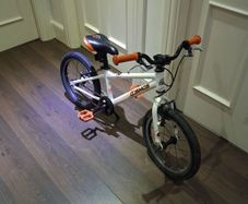 carerra cosmos kids bike 16 inch wheel