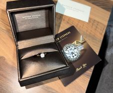 18K Gold Cluster Diamond Ring