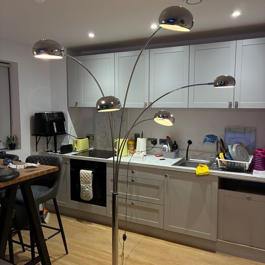 Tall 5 Arm Lamp