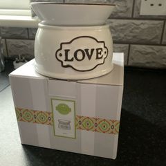 scented wax warmer