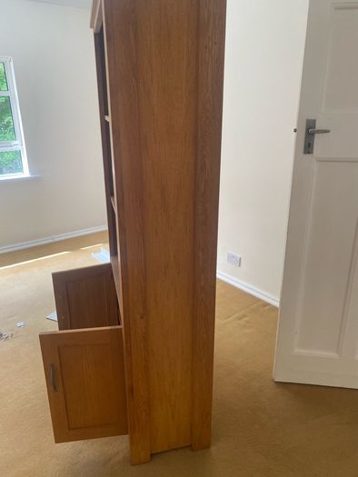 display cabinet / bookcase with a lower cupboard.