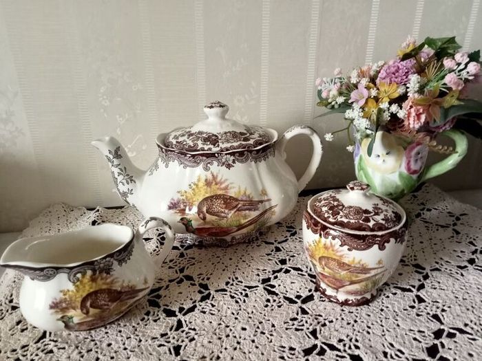 Palissy Royal Worcester Game Series Large Teapot, Creamer and Jam Pot