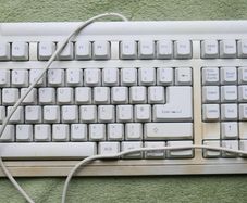 Vintage Keyboard Sumvision