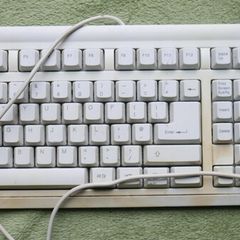 Vintage Keyboard Sumvision