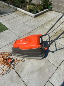 Flymo turbo compact 330 lawnmower