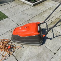 Flymo turbo compact 330 lawnmower