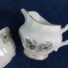 Royal Tara sugar bowl and milk jug china