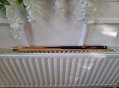 (Open to offers) Snooker Cue (Alex Higgins)