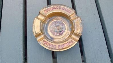 Players please ashtray