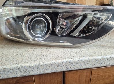 Renault Scenic headlamp