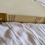 Seanachas Amhlaoibh i Luinse le Sean O Croinin agus Donncha O Croinin 1980 hardback in very good condition with some signs of wear on the dustcover see photos FREE STANDARD POSTAGE INCLUDED Image 3