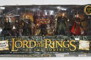 Lord Of The Rings The Two Towers Helms Deep Battle Figure Set