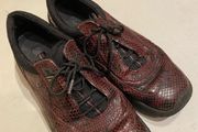 Ecco Women leather shoes casual lace up wine snake skin effect size 39