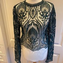 Stunning green Folkster top size 14-16