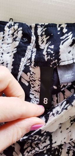 H&M Divided Mini Skirt - Size 8