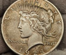 USA United States 1924 Silver Peace Dollar
