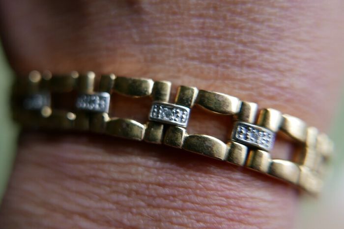 Vintage Gold Plated Bracelet (no hallmarked)
