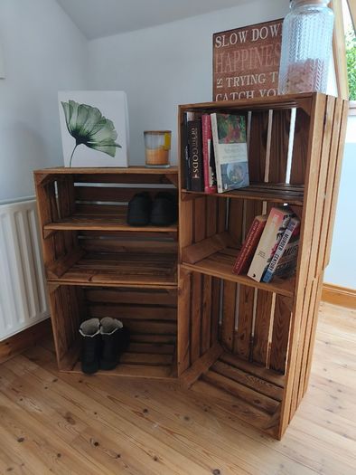 Shelf/ storage unit