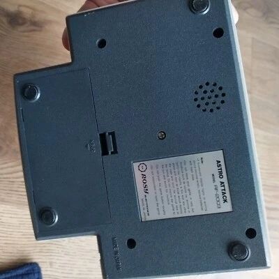 Arcade game console  Rare1980s space invaders Working perfectly with adapter