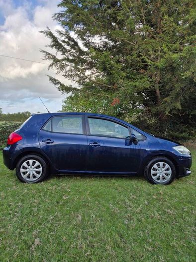 2007 Toyota Auris