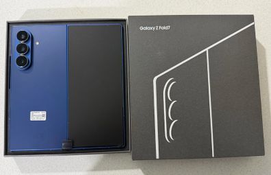 Samsung Galaxy z fold 7 256gb Blue brand new condition (Please read description)