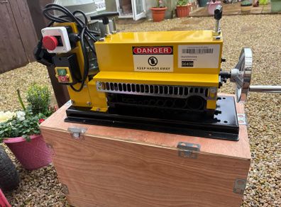 NEW Automatic Wire Stripping Machine 1.5-40MM