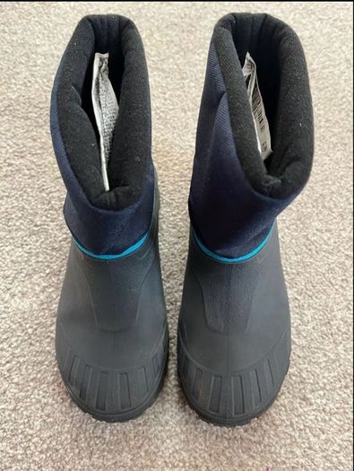 snow boots