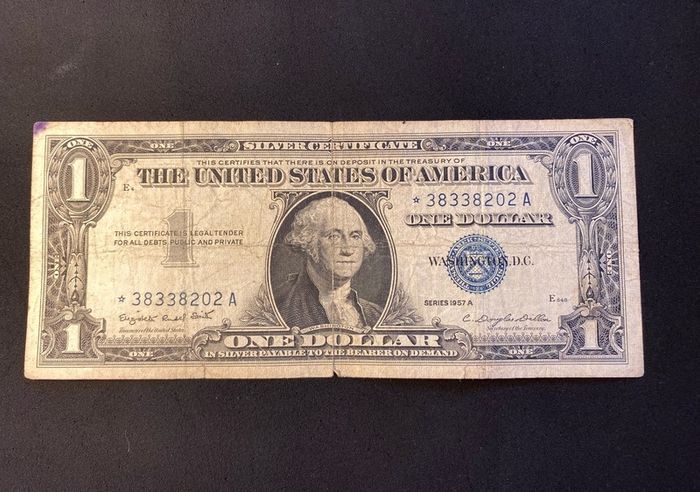 Certificate USA One dollar Bill, blue seal 1957 Letter "A"   star replacement