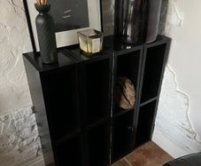 4 shelves