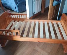 toddler bed