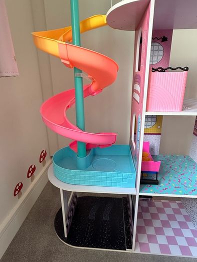 Doll house