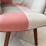 Beautiful accent chair Image 4