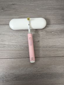 oral B electric toothbrush