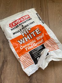 Eco-Stik White Grout (1kg remaining)