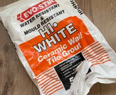 Eco-Stik White Grout (1kg remaining)
