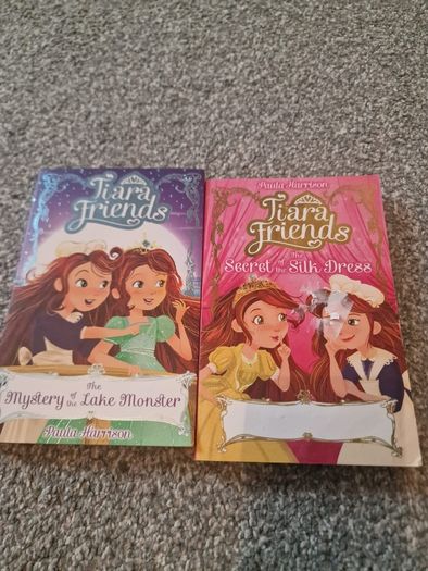 Tiara Friends