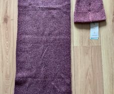 Ladies Beautiful Scarf and Hat Set Brand New with tags