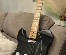 Lefty 2002 fender mim telecaster